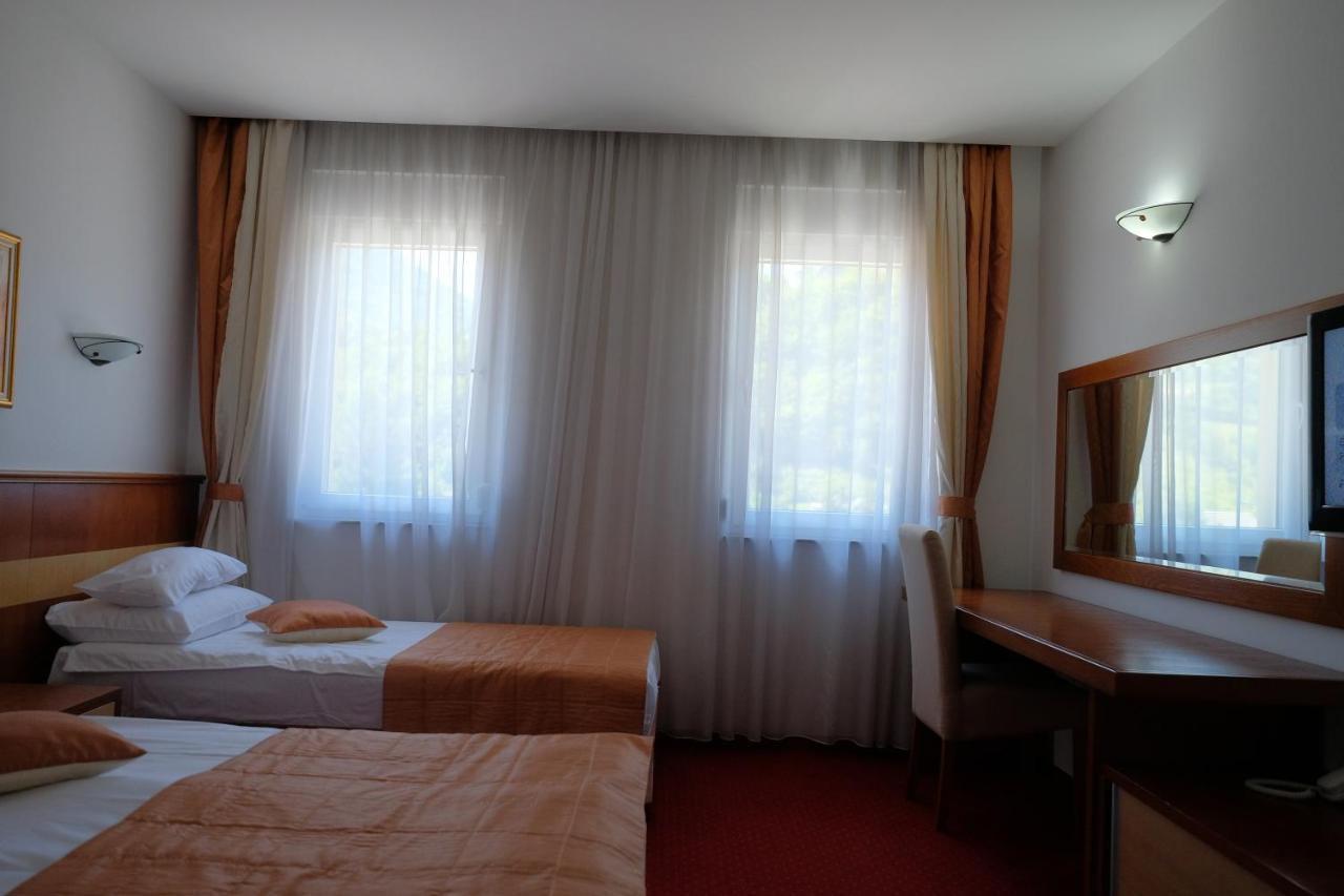 Motel Mujanic Sarajevo Mostarsko Raskrsce Экстерьер фото